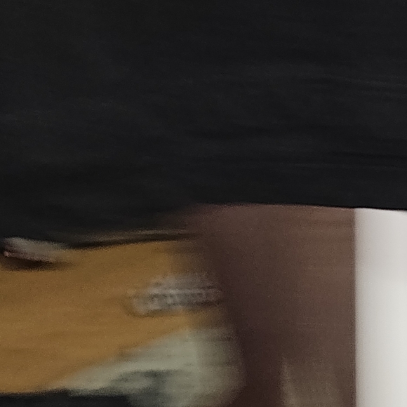 BD Beautifully Broken slash shoulder Shirt - Picture 4 of 5